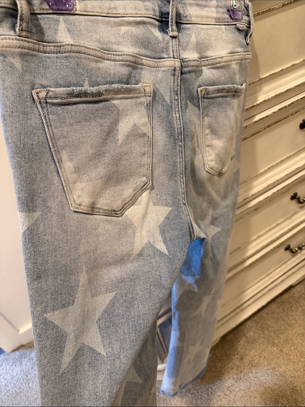 RISEN STAR PRINT STRAIGHT LEG JEANS - nondistressed - Picture 10 of 11